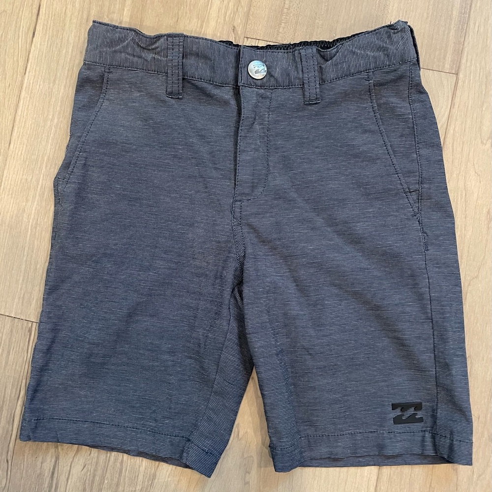Boys Billabong Shorts - Size 6, Navy